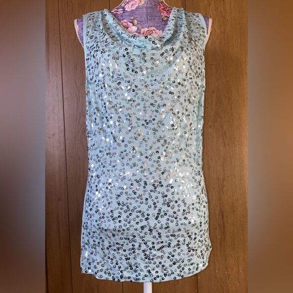 NWOT Apt 9 Sequined scooped neck shirt, size M - Picture 2 of 6
